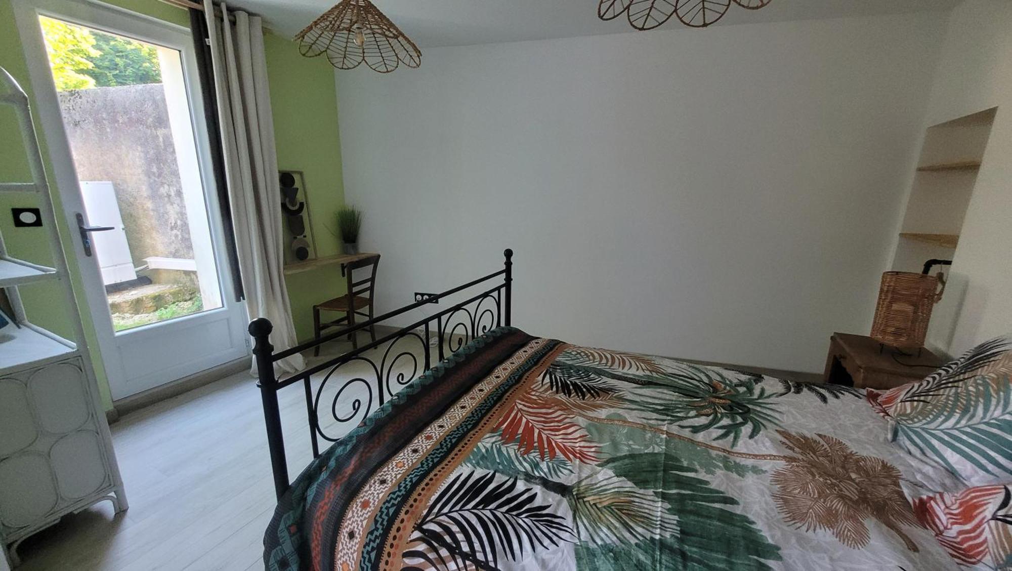 Le Truc En Plus, Accessibles Pmr, Appartement 45 M2 Mitoyen Dans Une Maison Avec Un Autre Appartement Guérard 外观 照片